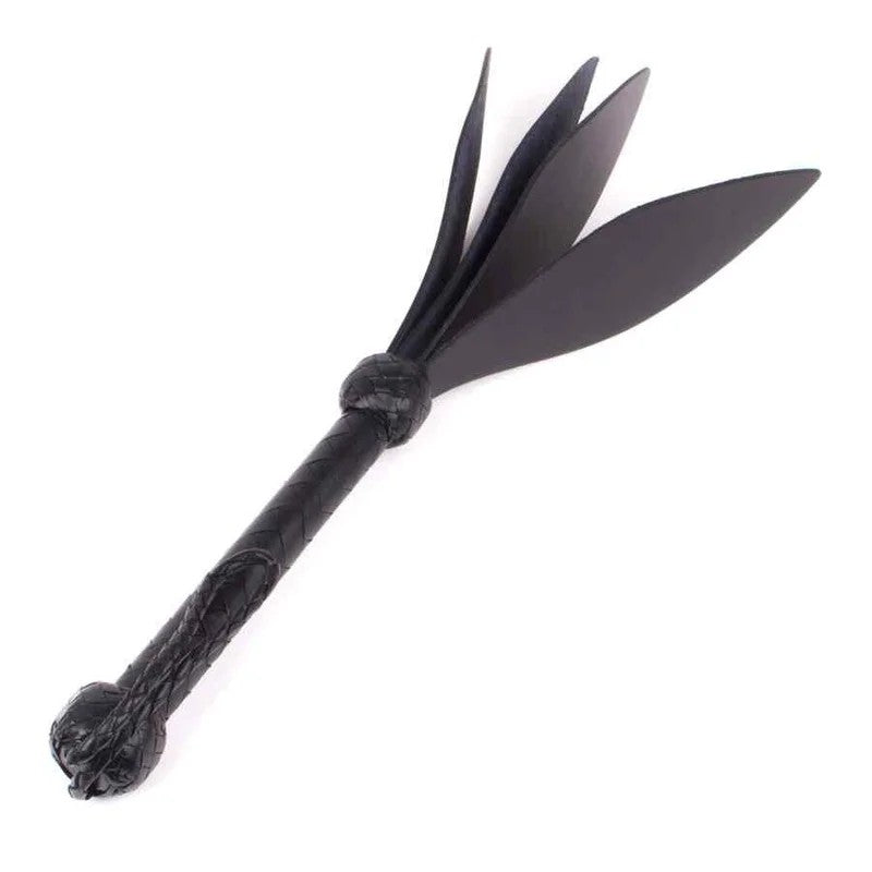 3-FoldSpadeSlaper–BlackLeather