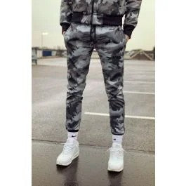 MrRiegillioMR.CamoHose