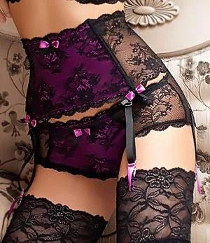 Roza–StringFifiSchwarz