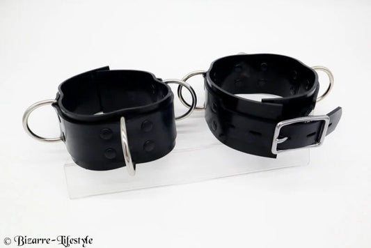 Collar5,5cmwith3D-RingsoptionlockableMnotlockablewithoutlocks
