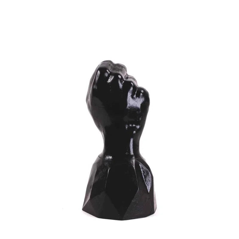 DarkCrystalBlack–58FistBlackSmall24cm