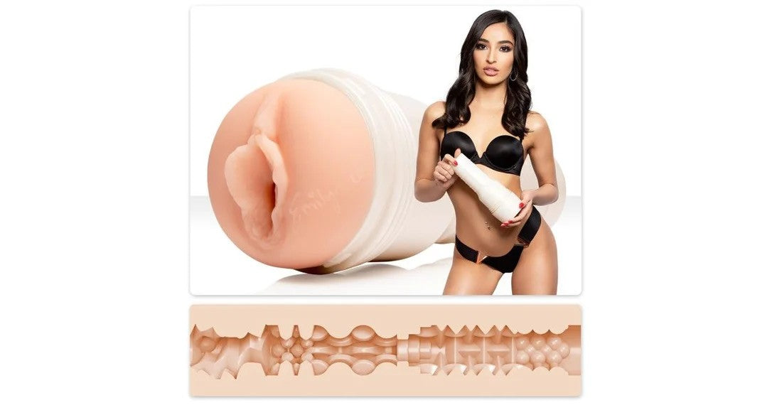 FleshlightEmilyWillisSquirt