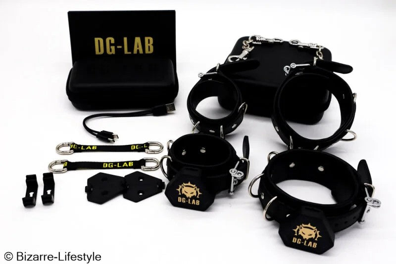 Handandanklecuffsblackincl.„PawPrints“WirelessButtonsforCoyotePowerbox3.0fromDG-LAB