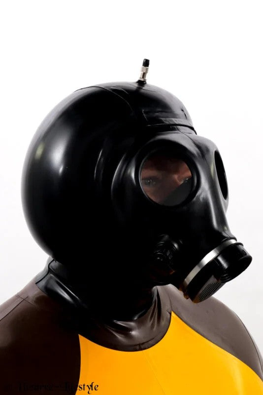 Israeligasmaskwithdrinkingconnectionandhoodinflatable