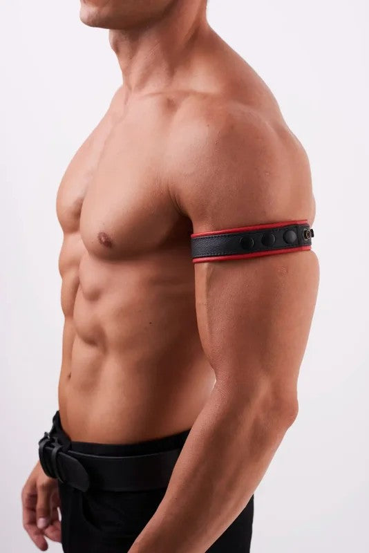 KinkySabine–weichesLederarmbandfürHerrnschmalschwarz/rot