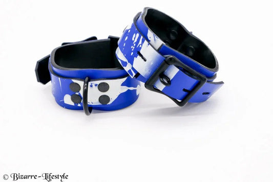 Latexfeetcuffsuniqueblue/whitelockable