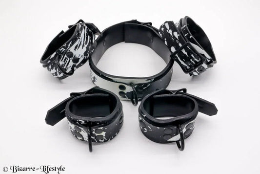 LatexFesselsetUnikateschwarz/weißabschließbarMaßanfertigungabschließbarmit5Schlösserverchromt