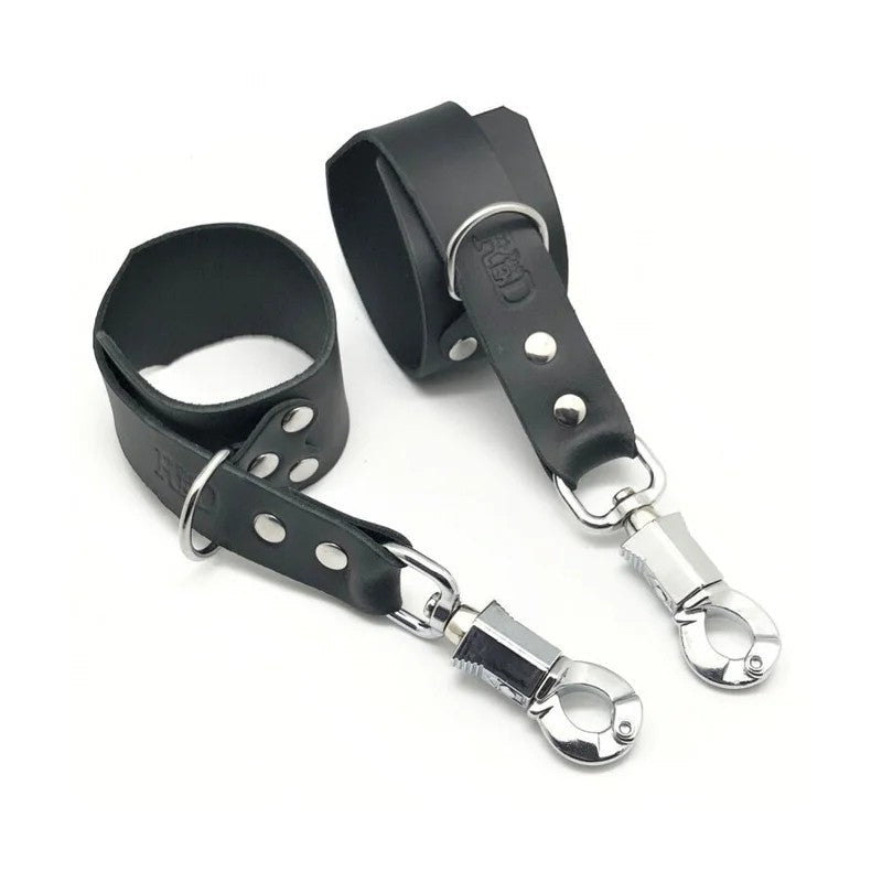 LeatherHandcuffsWithAnti-PanicSafetySnapHook