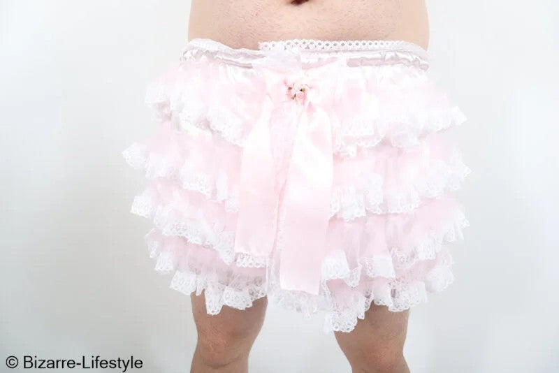 Lockablefabric/PVCdiaperpantspinkwith4rowsofwhitelace,sizeXL