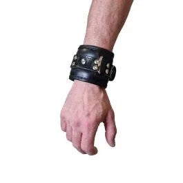 MisterBEssentialLeatherLockableWristRestraintsBlack