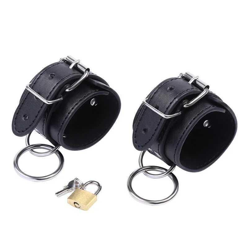OhmamaHandcuffswithringblack