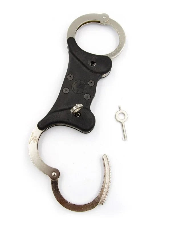 Rigidlinkhandcuffs