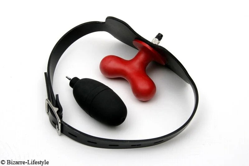 Rubbergagharnesswithinflatablebutterflygagandpressureball
