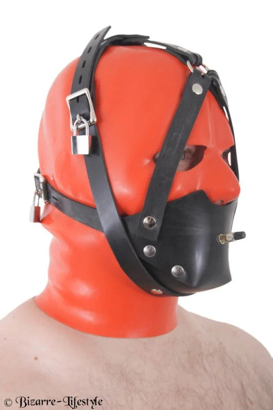 Rubbermuzzlewithchinstrapandinflatablegaguniredlockablewith4lockschromed