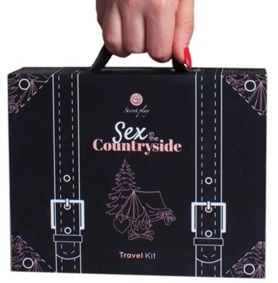 SexInTheCountrysideTravelKit|Secretplay