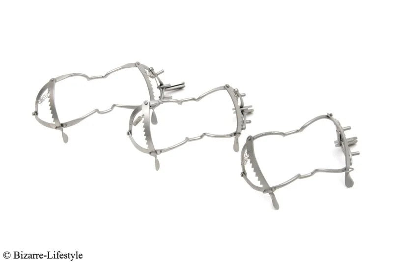 Stainlesssteelmouthspreaderindifferentsizes